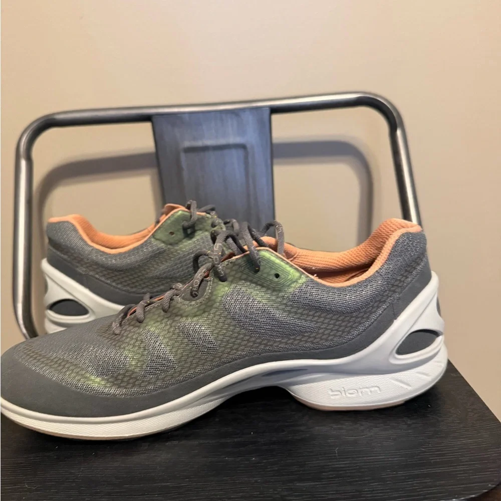 Ecco Gray and Green Women's Sneakers